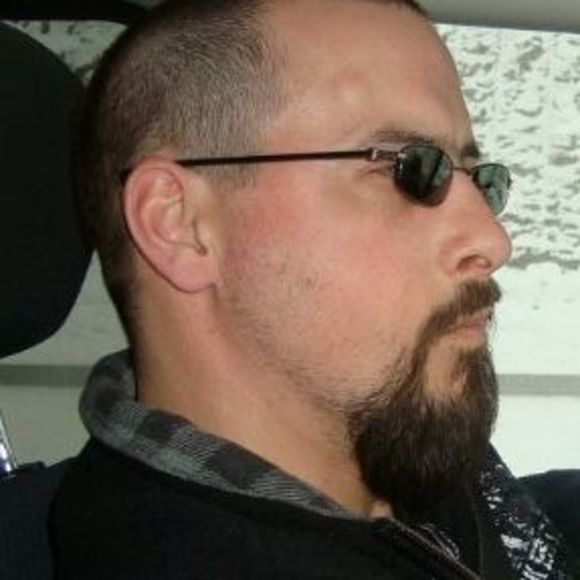 Meet your Posher, Robert - Picture 1 of 1